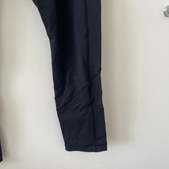 lululemon  Black Cropped Leggings with Pockets - Picture 2 of 7